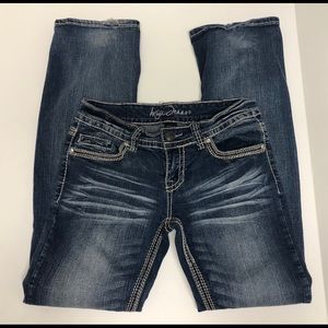 Ariya Jeans Sz 7/8 Medium Wash